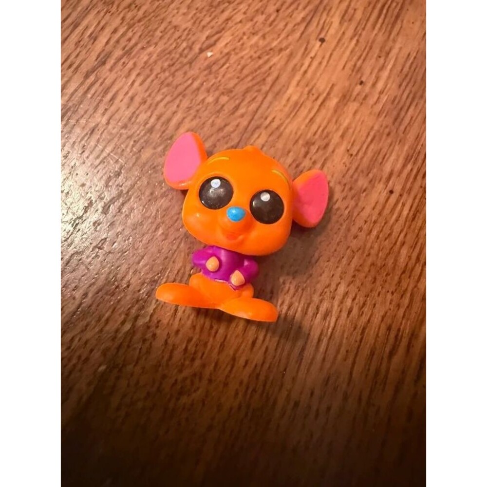 Doorables roo figurine